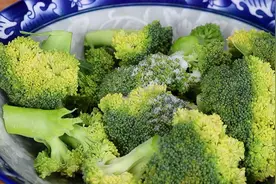 钟南山院士推荐一定多吃西兰花，教你没吃过做法，越吃越精神图片