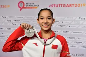 唐茜婧日本赛场上，《九儿》响彻东京，六姑娘异曲同工，紧跟时事图片