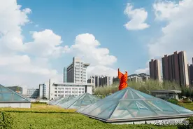 济南大学是什么档次的大学？最牛的专业有哪些？本文为你详解图片