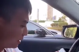 “学渣”查成绩紧张到念咒，看到成绩后默默流泪：翻盘了图片