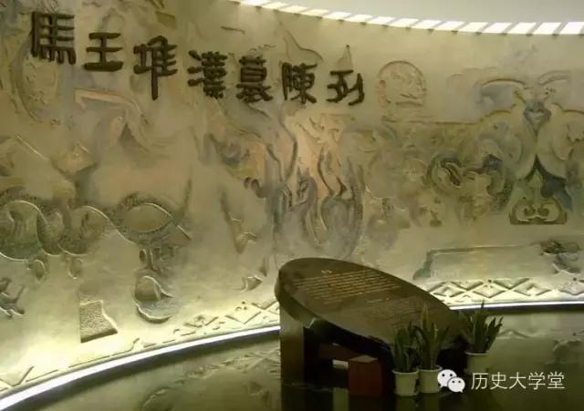 马王堆汉墓女尸千年不腐的原因（揭秘马王堆千年女尸）