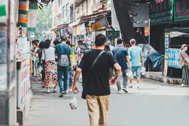 距离回民街1公里，这条容易被忽略的老街，才是西安人的美食胜地图片