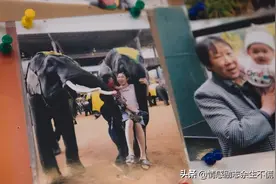 作为一名单身父亲，我打算在儿子10岁时向他出柜图片