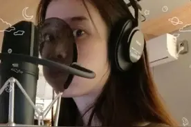 继IU口音被嘲后，泫雅歌名被吐槽：语法错误，韩式英语显土气图片