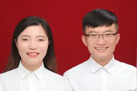 还记得大年三十站台相见的“铁路情侣”吗？终于领证啦图片