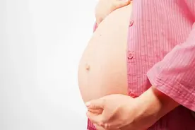 “一碰就怀孕”的体质，让何洁都直呼头疼，这些易孕特征你有吗？图片