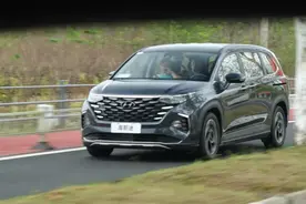 哇！性价比好高，试驾北京现代库斯途图片