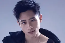 小鲜肉蜕变成钢铁硬汉，魏晨是你心中最硬核的男配爱豆吗？图片