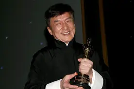 躺替、跪替、跑步替，流量如此滥用替身，难怪没成龙这样的打星了图片