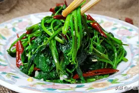 秋天这菜可以多吃，做法简单，口感脆爽，味清香清，吃完不会胖图片