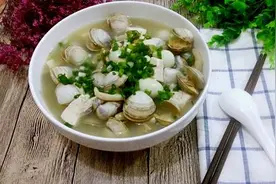 养生汤分享：蛤蜊鹌鹑蛋豆腐羹、胡椒猪肚鸡、酸辣丸子的简单做法图片