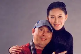 自己住豪宅娶娇妻，却对儿子20年不管不顾，李成儒是严父还是自私图片