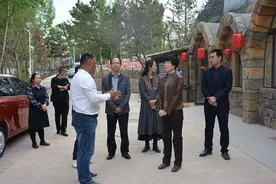 市委常委、统战部长苏雅勒其其格到红山区杨家湾田园综合体开展调研图片