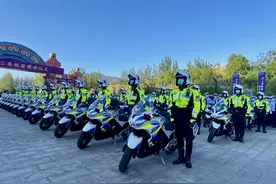 西昌铁骑队帅气亮相，为百姓护航添新翼！图片