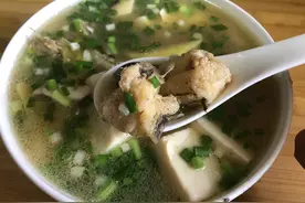 龙头鱼有吃过吗？这样做鱼肉鲜香，豆腐嫩滑，老人小孩都爱吃！图片