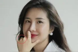 总裁夫人风波后首谈婚姻现状，称满满幸福感并用“我们”形容家人图片