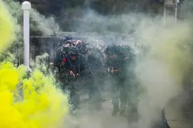 千万别眨眼！高山密林，围观“魔鬼周”极限训练现场图片