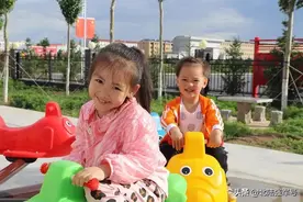 军营版“亲子游乐园”，真好玩儿！图片