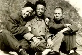 他是烈士之后，建国后立下3个原则，如今一门三将，长子正国级图片