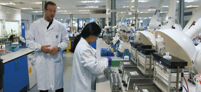 閮藉湪鍠濇敮閾炬皑鍩洪吀锛屼綘鐭ラ亾瀹冭儗鍚庣殑闃磋皨鍚? onerror=