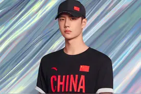 再也按耐不住了，NIKE、ADIDAS线上线下开启疯狂发售图片