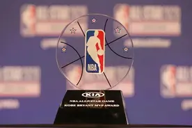 经典回顾｜可能是史上最精彩的NBA全明星赛，巨星间的极致对决图片