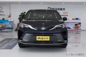 全系加价7万，广汽丰田赛那SIENNA，低配落地超40万图片