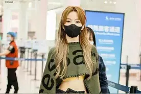 眼馋陈卓璇巴掌腰，竟靠束腰勒小腰？做对一个动作一周瘦出小蛮腰图片