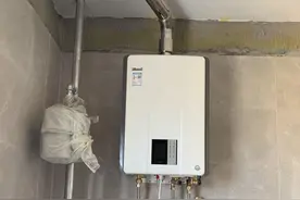 零冷水热水器回水管安装方法？有一种是很危险的图片