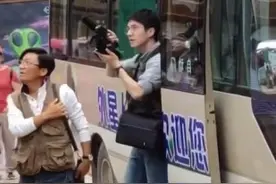 刘昊然王宝强新片再曝路透 现身“外星人之乡”图片