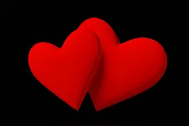 如何用 C 语言画「心形」？图片