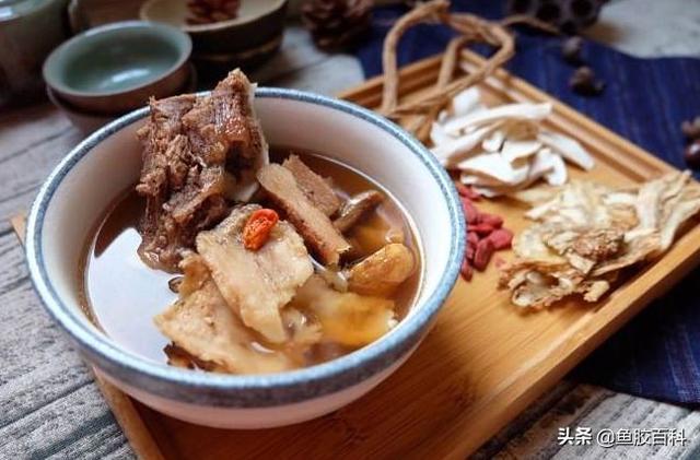 猪肺凤爪花胶汤怎么做好吃 2025年猪肺凤爪花胶汤怎么做好吃又简单