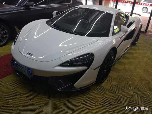 汽车车门内饰鱼鳞是什么