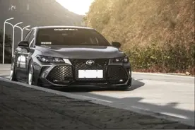 霸气侧漏的丰田亚洲龙，想要颜值翻倍只需简单搭配图片