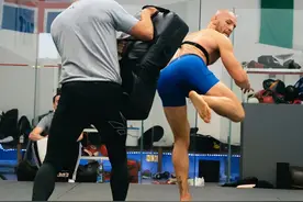 嘴炮迷上神奇“中国巫术”，只为备战赢得比赛图片