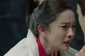 杨幂鼻孔变大原因，早年鼻小柱明显不够秀气，后鼻小柱消失鼻外翻图片