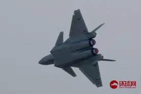 展板显示歼20最大速度仅2马赫，不如SU-27，动力不足还是另有玄机图片