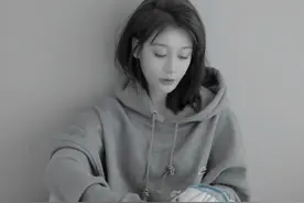 曹云金被曝新恋情后，前妻唐菀首发文感慨信任是刀，疑似暗指前夫图片