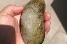 和田玉的油库料图片