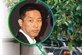 张国荣离开的这17年，唐鹤德没有结婚、无儿无女，他仍没能放下图片