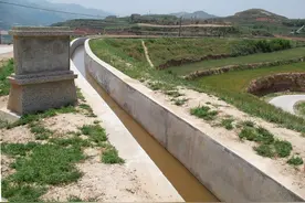 「庆祝中国共产党成立100周年•武山县治水印迹」之一：敢为人先开山造渠 引水上山造福人民图片