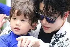 泰星Mike未婚生子，4年付高额抚养费，现女方却不让见孩子图片
