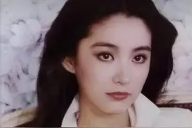 李嘉欣、朱茵、周慧敏、林青霞、王祖贤，谁才是80年代最美女星？图片