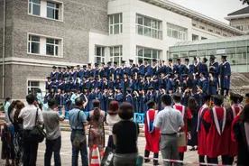 英国诺奖人数是我国65倍，从白湘菱可知，中国教育只要“全能人”图片