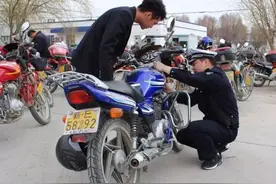 买摩托车能骑多少年？哪个品牌会更耐用？用几位摩友的经历回答你图片