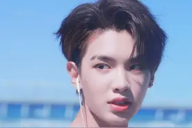 黄明昊被节目组绑住手脚，慌忙中吓出一句话，粉丝：孩子长大了图片