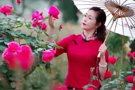 中年女性拍旗袍照怎么摆姿势？19个姿势学起来，照片优雅又好看图片
