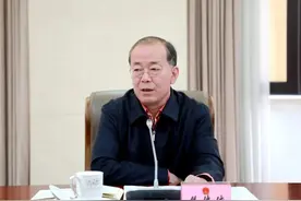 【要闻】努力工作 再创佳绩 新进省人大常委会机关军转干部见面座谈会举行图片