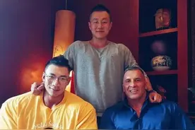 鹿晨辉的魔鬼教练——米洛斯·萨尔切夫图片