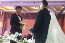 山东一新娘跪拜养父，一声“爸”让人瞬间破防：多少恩情涌上心头图片